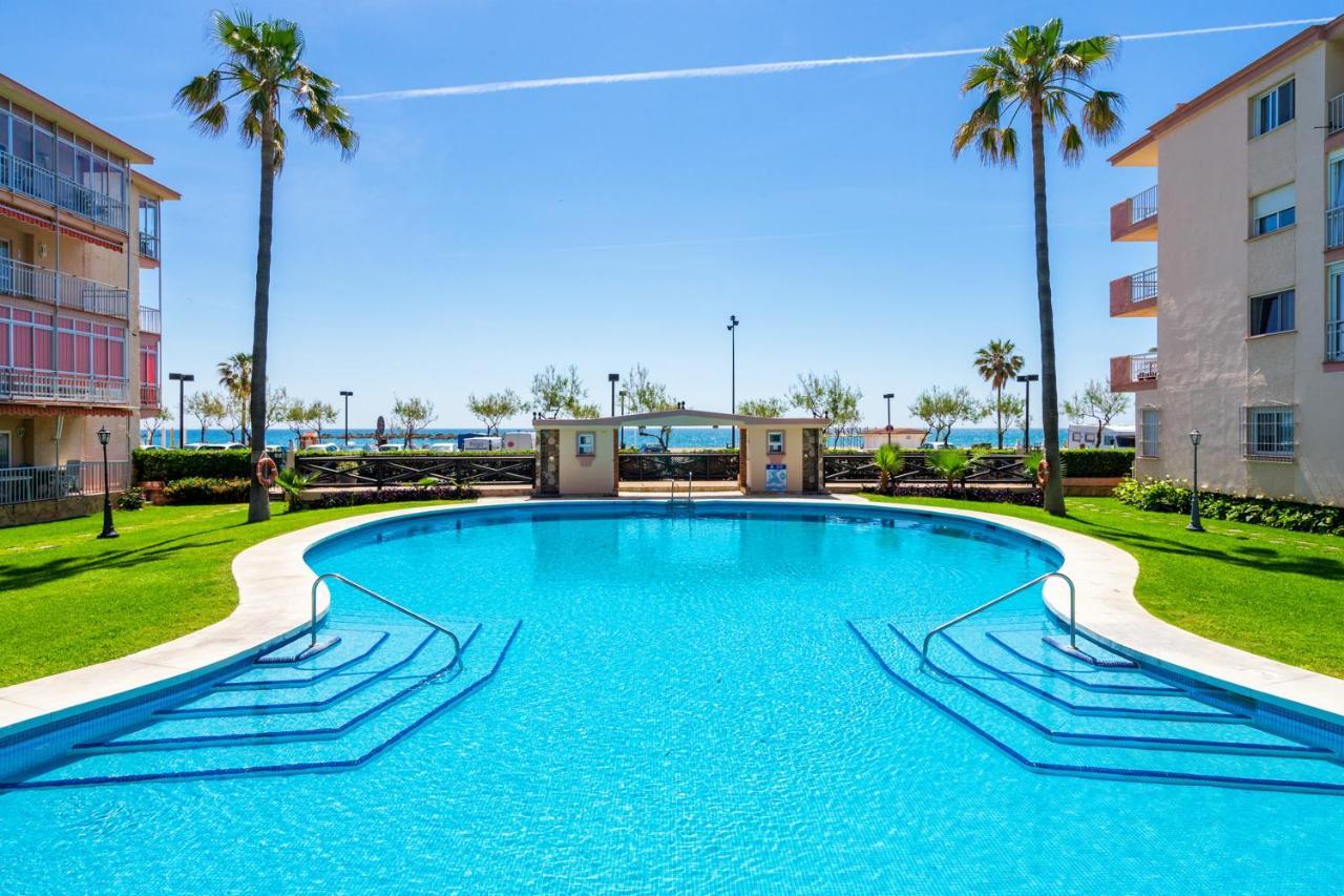 Beachfront Seaview Apartment In Los Boliches By Costarentals - Ref 141 Fuengirola Esterno foto