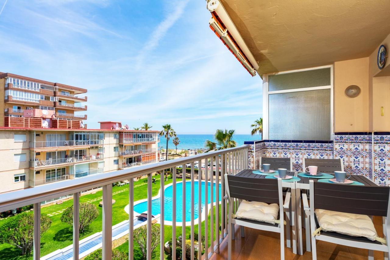 Beachfront Seaview Apartment In Los Boliches By Costarentals - Ref 141 Fuengirola Esterno foto