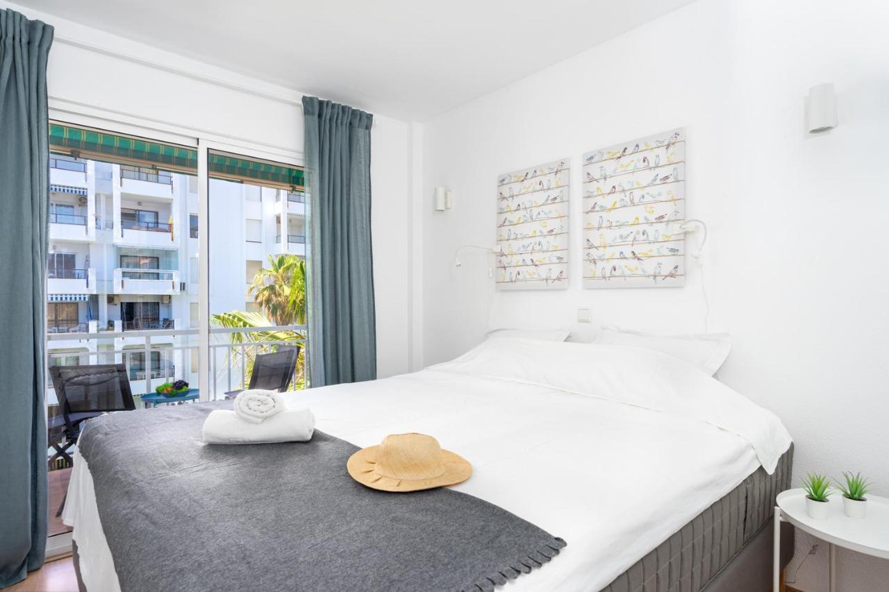 Beachfront Seaview Apartment In Los Boliches By Costarentals - Ref 141 Fuengirola Esterno foto