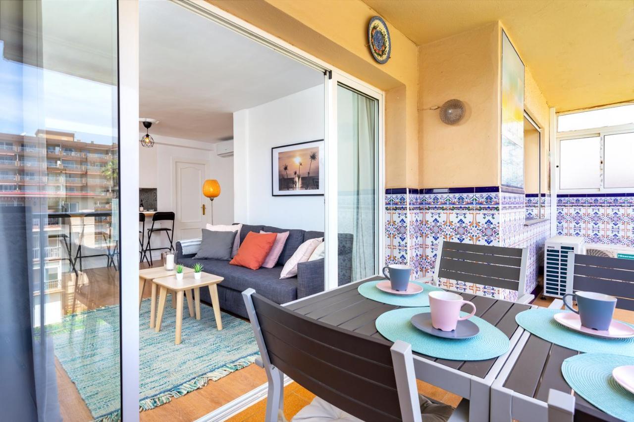Beachfront Seaview Apartment In Los Boliches By Costarentals - Ref 141 Fuengirola Esterno foto