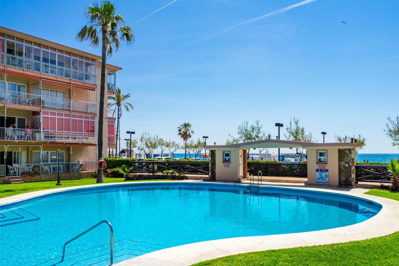 Beachfront Seaview Apartment In Los Boliches By Costarentals - Ref 141 Fuengirola Esterno foto