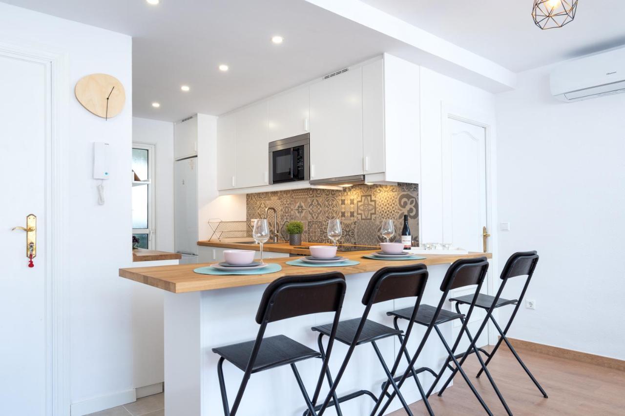 Beachfront Seaview Apartment In Los Boliches By Costarentals - Ref 141 Fuengirola Esterno foto