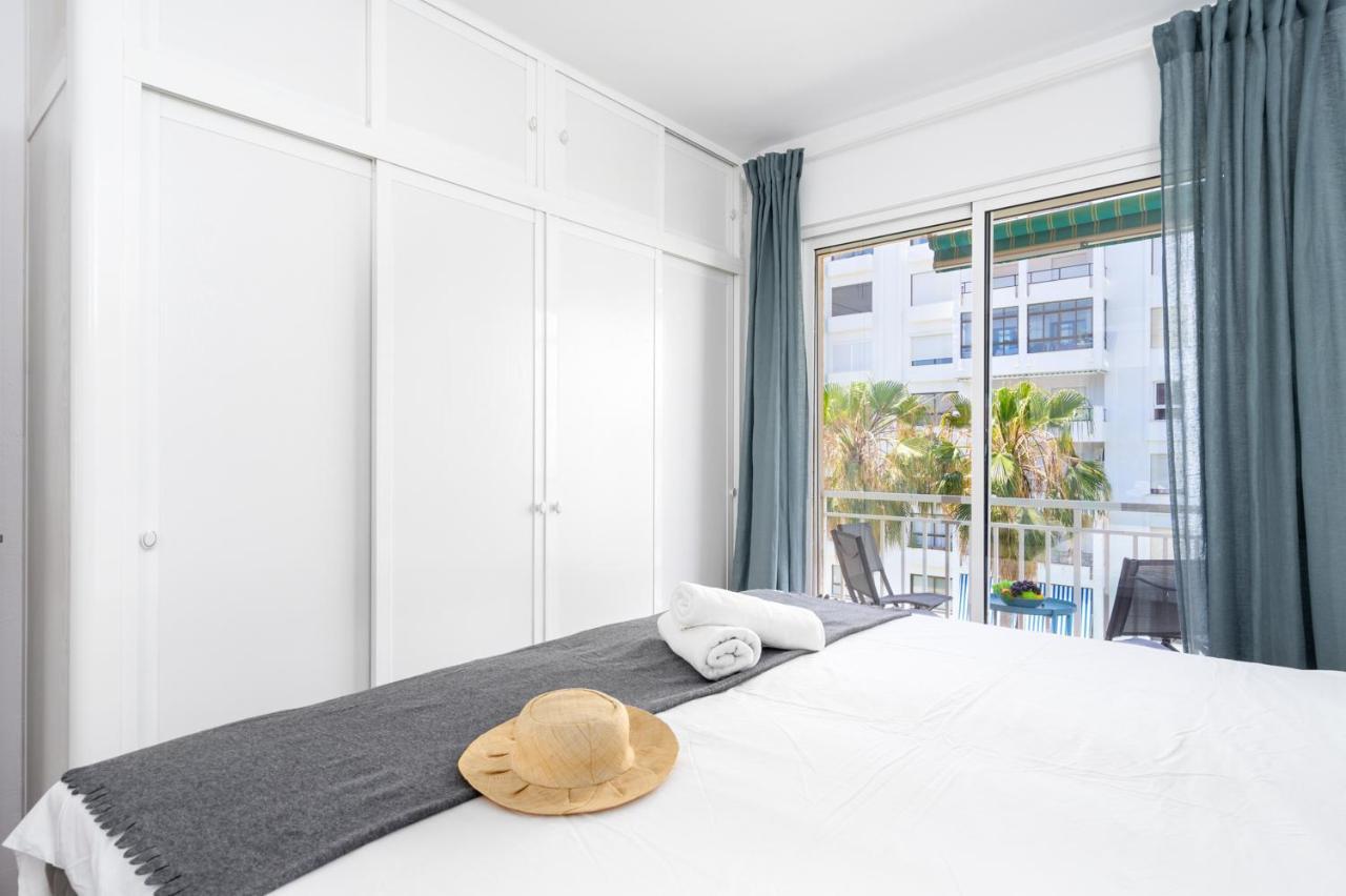 Beachfront Seaview Apartment In Los Boliches By Costarentals - Ref 141 Fuengirola Esterno foto